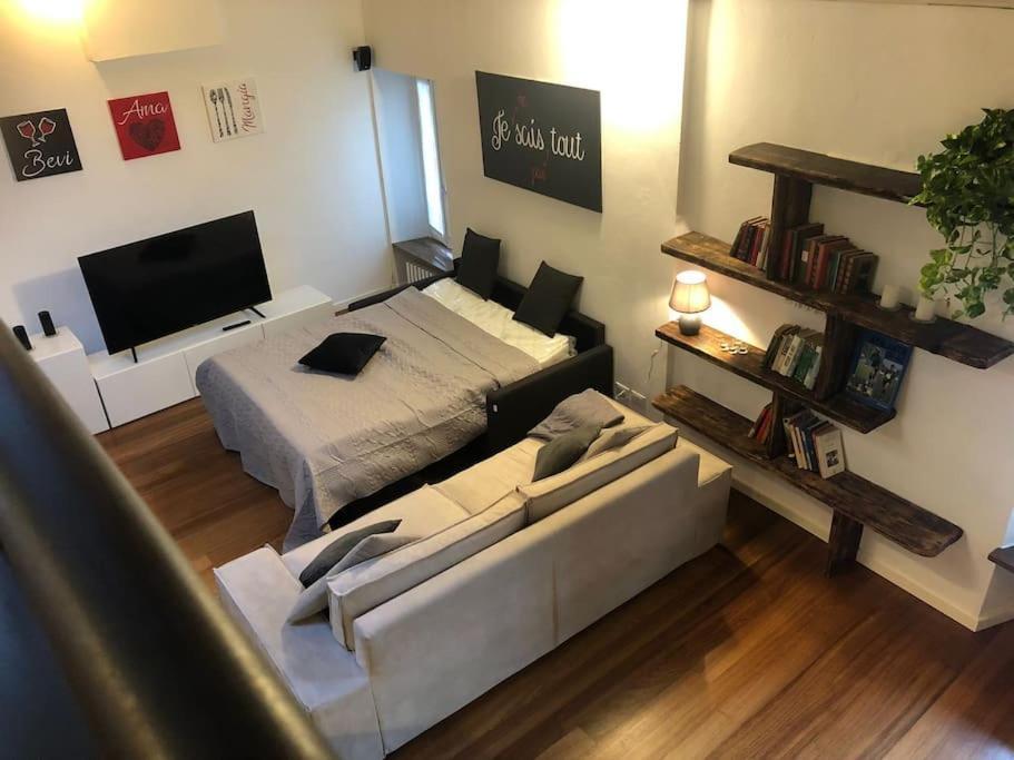 La Petite Maison - Two-Room Apartment Bergamo Buitenkant foto