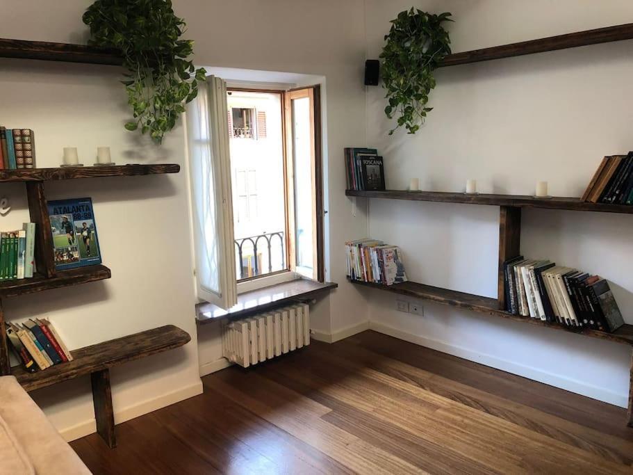 La Petite Maison - Two-Room Apartment Bergamo Buitenkant foto