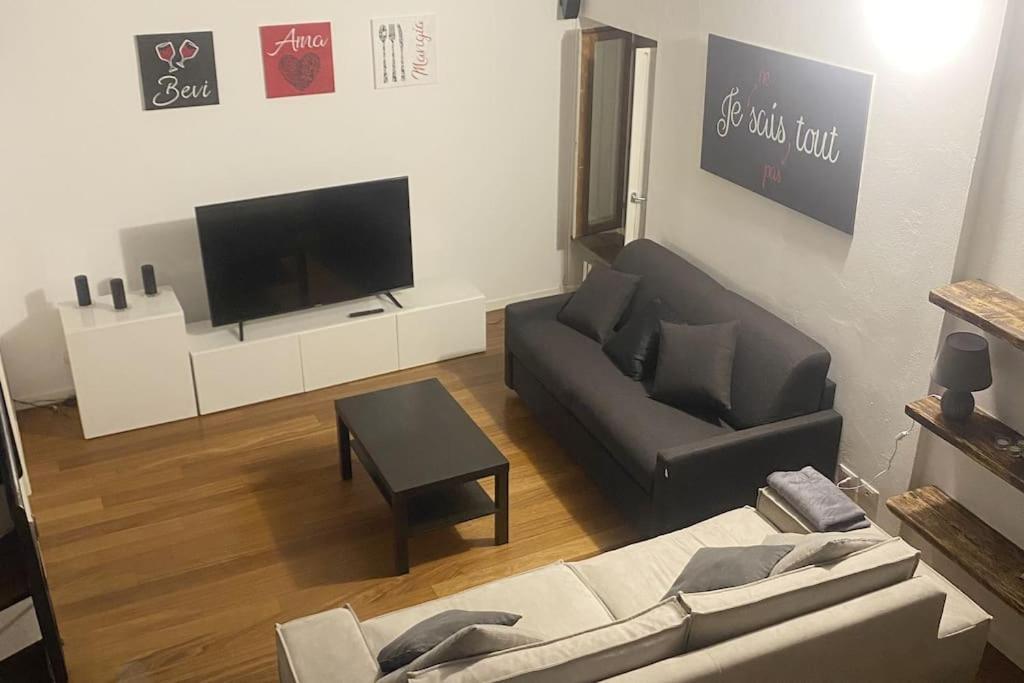 La Petite Maison - Two-Room Apartment Bergamo Buitenkant foto